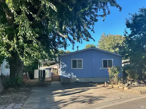 2101 Valley Rd #42, Willits, CA 95490