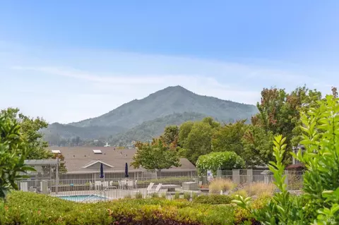 23 Drakes View Cir, Greenbrae, CA 94904