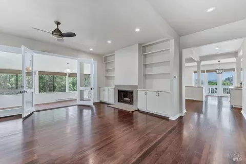 2310 N 3rd Ave, Napa, CA 94558 photo 5