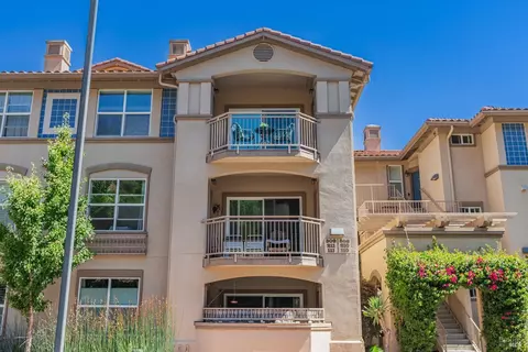 401 North Ave #309, San Rafael, CA 94903