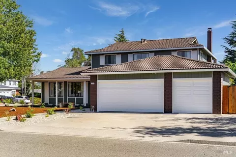 5006 Rain Cloud Dr, El Sobrante, CA 94803