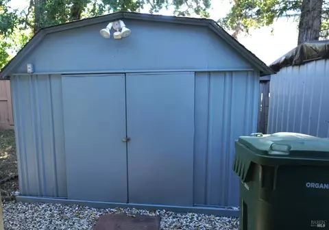 1036 Maple Dr, Windsor, CA 95492 photo 5