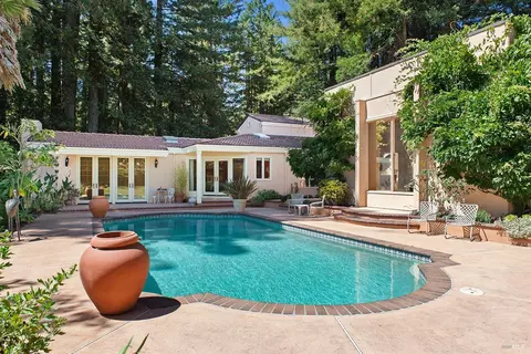 11515 Barnett Valley Rd, Sebastopol, CA 95472