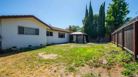 2802 Calaveras Dr, Fairfield, CA 94534 photo 25