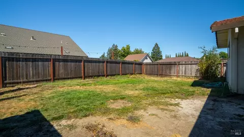 2802 Calaveras Dr, Fairfield, CA 94534 photo 28