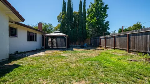 2802 Calaveras Dr, Fairfield, CA 94534 photo 27