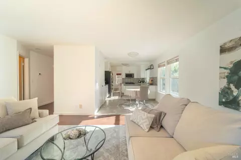 6127 Aaron Ct, Windsor, CA 95492 photo 11
