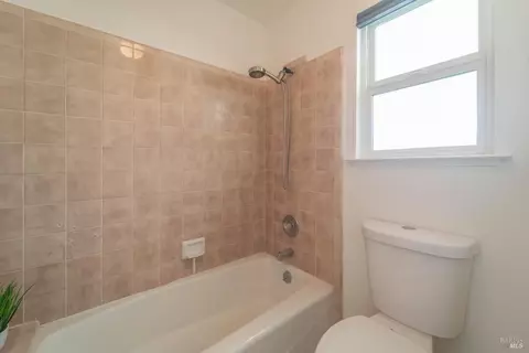 6127 Aaron Ct, Windsor, CA 95492 photo 23