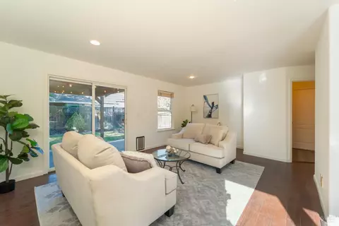6127 Aaron Ct, Windsor, CA 95492 photo 12
