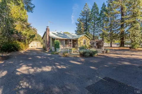 131 W Moore St, Ukiah, CA 95482 photo 10