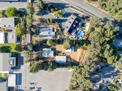 131 W Moore St, Ukiah, CA 95482 photo 14