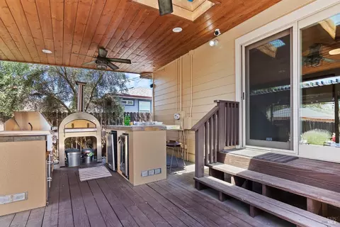 1421 Nebraska St, Vallejo, CA 94590 photo 17