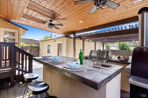 1421 Nebraska St, Vallejo, CA 94590 photo 18