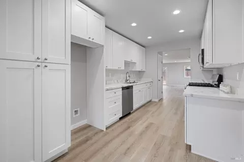 1324 Ensign Ave, Vallejo, CA 94590 photo 8