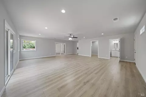 1324 Ensign Ave, Vallejo, CA 94590 photo 10