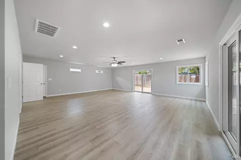 1324 Ensign Ave, Vallejo, CA 94590 photo 11