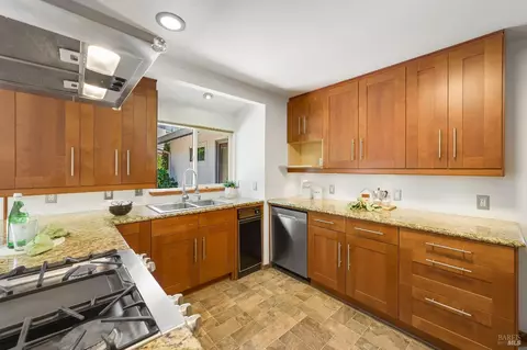 2910 Doidge Ave, Pinole, CA 94564 photo 33