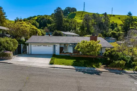 2910 Doidge Ave, Pinole, CA 94564 photo 2