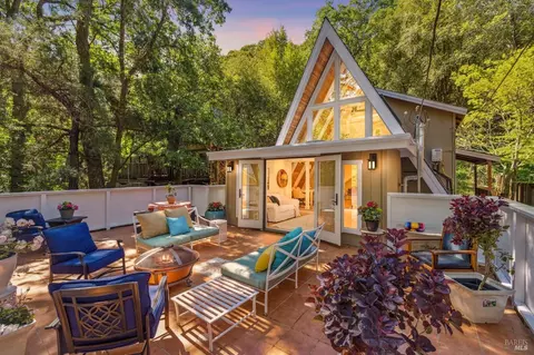 181 Canyon Rd, Fairfax, CA 94930