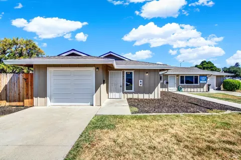 1180-1182 Dana Dr, Fairfield, CA 94533