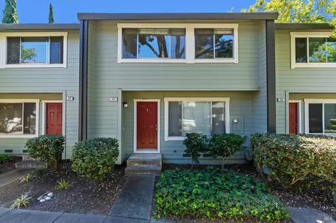 332 Harvest Ln, Santa Rosa, CA 95401