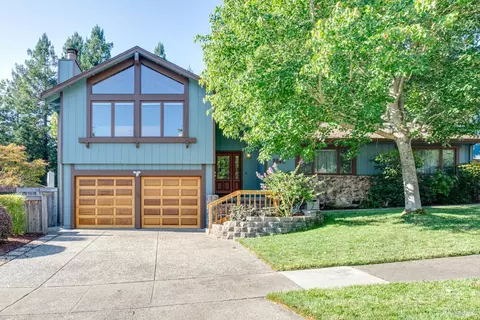 3404 Castlerock Ct, Santa Rosa, CA 95404