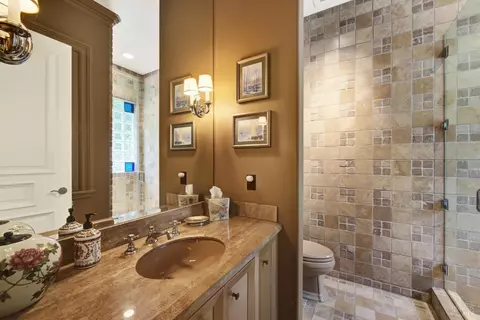 Bath - 4755 Valley End Ln, Fairfield, CA 94534 photo 5 of 5