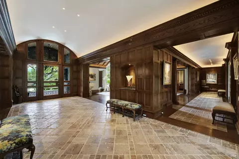 Entry Way - 4755 Valley End Ln, Fairfield, CA 94534 photo 4 of 13