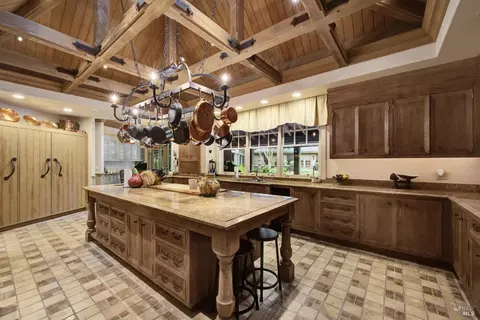 Kitchen - 4755 Valley End Ln, Fairfield, CA 94534 photo 2 of 10