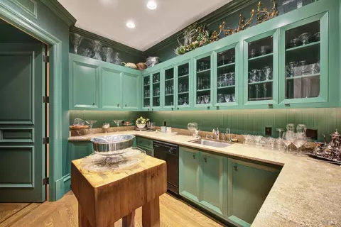 Kitchen - 4755 Valley End Ln, Fairfield, CA 94534 photo 1 of 10