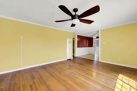 1317 Eisenhower St, Fairfield, CA 94533 photo 3