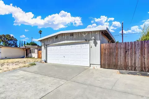 1317 Eisenhower St, Fairfield, CA 94533 photo 56