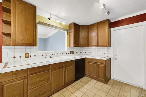1317 Eisenhower St, Fairfield, CA 94533 photo 10