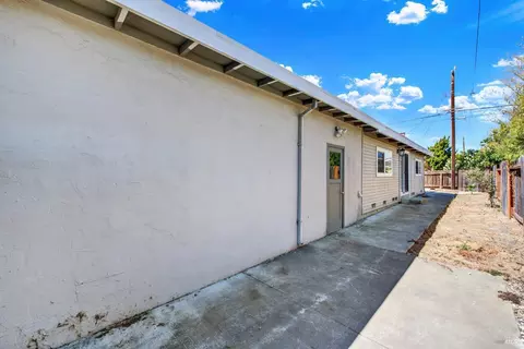 1317 Eisenhower St, Fairfield, CA 94533 photo 54