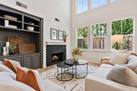 12 Azalea Pl, Novato, CA 94949