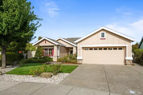 116 Wisteria Cir, Cloverdale, CA 95425