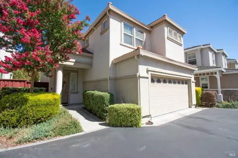 570 Nero Ct, Fairfield, CA 94534 photo 2