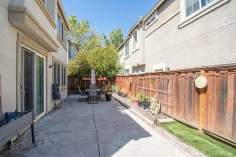 570 Nero Ct, Fairfield, CA 94534 photo 28