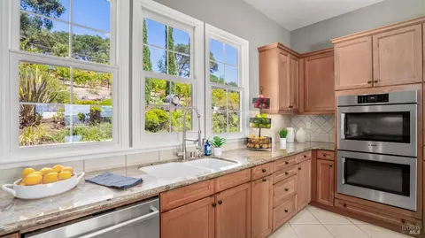 116 Windwalker Way, Novato, CA 94945 photo 6