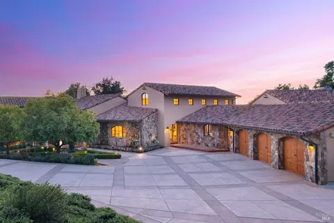 701 Shiloh Ter, Santa Rosa, CA 95403