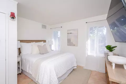 1111 Bayview Ave, Napa, CA 94559 photo 20