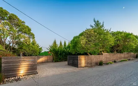 1111 Bayview Ave, Napa, CA 94559 photo 5