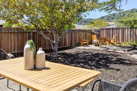 2 Key Largo Cv, Corte Madera, CA 94925 photo 32