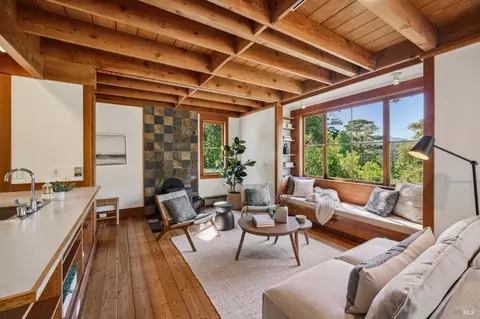 385 Via De La Vis, Inverness, CA 94937