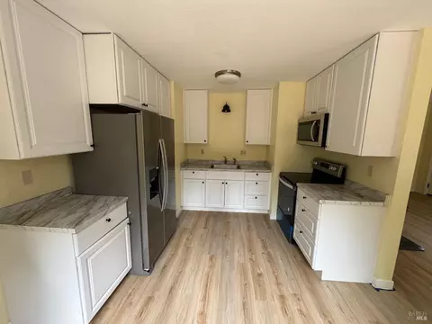1853 Lupine Dr, Willits, CA 95490 photo 8