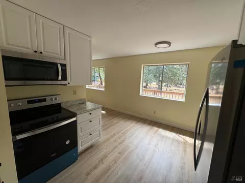 1853 Lupine Dr, Willits, CA 95490 photo 9