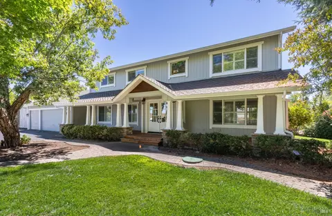 470 Laguna Vista Rd, Santa Rosa, CA 95401
