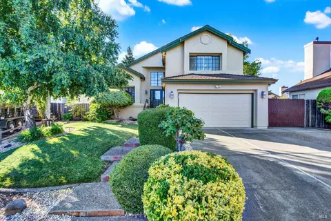 1045 Birch Ct, Fairfield, CA 94533