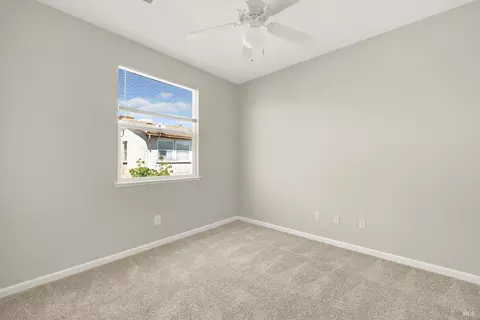 2402 White Dr, Fairfield, CA 94533 photo 30