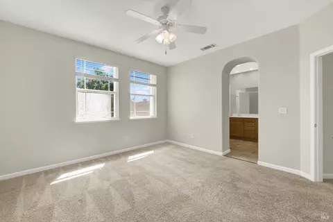 2402 White Dr, Fairfield, CA 94533 photo 41